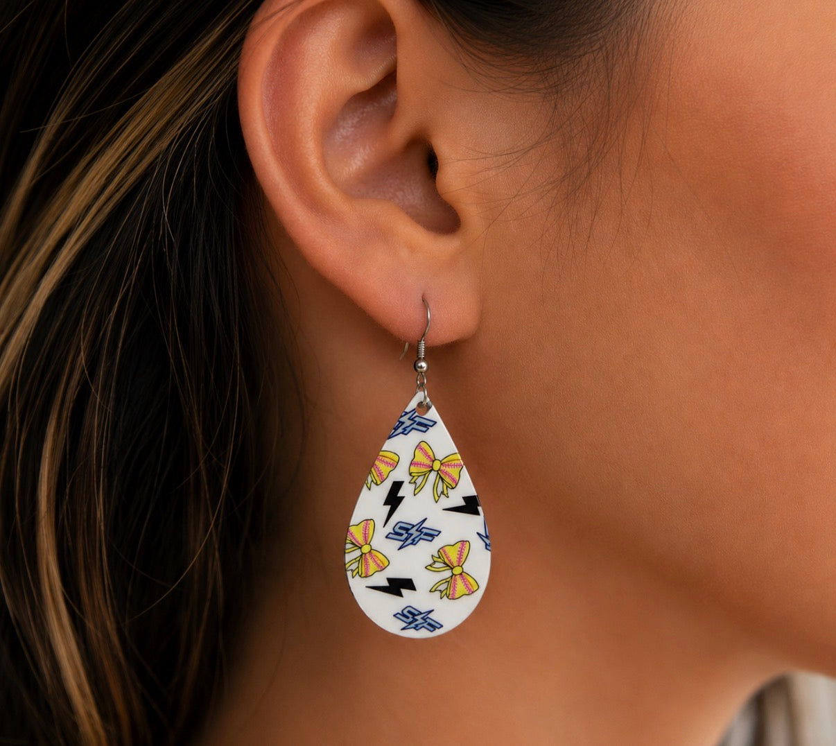 Lady Strikeforce Earrings